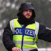 Vozač porijeklom iz BiH pokušao pregaziti policajca u Austriji pa bježao 100 km/h kroz šetalište