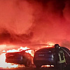 U Italiji gorjelo 17 Teslinih automobila, sumnja se da je požar podmetnut