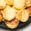 Brze, ukusne i slasne, a svako ih može napraviti: Isprobajte recept za pogačice sa sirom