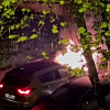 Izgorjelo vozilo na Grbavici, vatra se proširila i na okolne automobile