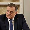 Dodik prvo tvrdi da SIPA ne djeluje u RS-u pa da će djelovati sve manje, pa da će ih hapsiti