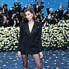 Hailey Bieber se na Met Gali pojavila bez Justina: Fanovi je prozvali najtužnijom ženom večeri