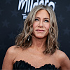 Jimmyju Wayneu Carwyleu, koji je probio ogradu doma Jennifer Aniston prijete do tri godine zatvora