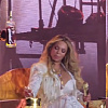 Beyonce na koncertu doživjela nezgodu s robotom, pa prasnula u smijeh: Snimak ubrzo obišao društvene mreže