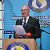 Helez: Sa Srbijom prekidamo vojnu saradnju; a šta su to uradili moji nadređeni da zaštitimo zakon