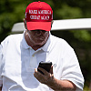 Trump započeo telefonski razgovor s Putinom, prije toga se čuo sa Zelenskim