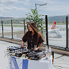 Na Međunarodnom aerodromu Sarajevo zvanično otvorena DJ Rezidencija: Danas nastupila Sara Collado