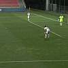 Defanzivac Partizana napravio jedan od najbizarnijih penala ikada, saigrači bili u šoku