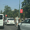 Težak udes u Sarajevu: Sudar više vozila kod Aria centra, automobil se prevrnuo