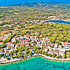 Filipinka se porodila sama u kući na Korčuli pa ostavila bebu u košari ispred doma
