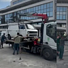 Uklonjeni nelegalni kontejneri i vozila sa parkinga kod Narodnog pozorišta u Sarajevu