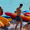 Đoković snimljen na popularnoj destinaciji u Hrvatskoj, simpatičan "problem" na plaži nasmijao sve