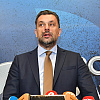 NiP pružio podršku Ćamilu Durakoviću: Dodik se u očaju sveti, to je izraz nemoći i očaja