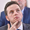 Je li Vlada KS diskriminisala državne službenike zbog načina isplate regresa: Sindikat isprozivao Uka