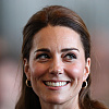 Kate Middleton se vratila prepoznatljivom imidžu samo dva dana nakon što je imala plave pramenove