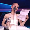 Ariana Grande jedva dohvatila mikrofon tokom govora na dodjeli VMA nagrada: "Je li ovo svaki put sve više?"