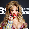 Doja Cat iznenadila bizarnim potezom na VMA dodjeli nagrada: Pojela ruž za usne na crvenom tepihu