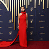 Selena Gomez na dodjeli Emmyja stigla u jednostavnoj, ali efektnoj crvenoj Vuitton haljini