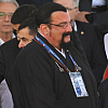 Steven Seagal na vojnoj paradi u Beogradu: Vučićev blizak prijatelj snima film u Srbiji