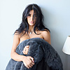 Kim Kardashian ogrnuta skupocjenim nakitom pozirala u toplesu za Vogue, "bocnula" i bivšeg supruga Kanyea