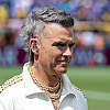 Robbie Williams otkrio da ima Touretteov sindrom: Prestravljen sam, nisam uzbuđen na nastupima