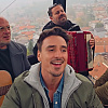 Romantična uvertira pred koncert u BKC-u: Adi Šoše u sarajevskoj žičari zapjevao Čolićev hit