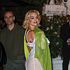 Rita Ora u još jednoj prozirnoj kombinaciji: Bijela haljina skoro je otkrila previše