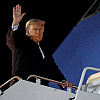 Trump na putu za Maleziju staje u Katar po gorivo: "Na noge" mu dolazi emir, sastat će se u avionu