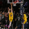 Nema Luke i LeBrona, nema problema: Reaves košem u posljednjoj sekundi donio pobjedu Lakersima