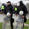 Državljanka BiH nožem napala policajca u Beogradu i tražila da ide u "Ćacilend", a on je ranio u nogu