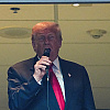 Ni show s avionom nije pomogao: Trump žestoko izviždan na utakmici, navijači mu pokazivali i srednji prst