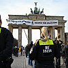 Protest u Berlinu: Propalestinski aktivisti se popeli na Brandenburšku kapiju