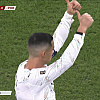 Ronaldo udario rivala i dobio direktan crveni karton, pa ironično gestikulirao ka tribinama
