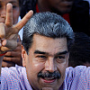 Nicolas Maduro tražio mir sa Amerikom, pred desetinama hiljada ljudi zapjevao i poznatu pjesmu