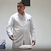 Da li je moralno i etički ispravno da Đajić nakon skandala s drogom ostane na čelu UKC-a RS?