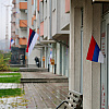 U Istočnom Sarajevu postavljene zastave RS-a na sve zgrade zbog godišnjice potpisivanja Dejtonskog sporazuma