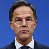 Mark Rutte: Vladimir Putin hoda u vojnoj uniformi, ali je uvijek daleko od fronta