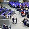 Bundestag usvojio zakon o dobrovoljnoj vojnoj službi, ostavljena mogućnost za regrutaciju vojnika