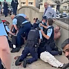 Najmanje šest ranjenih na plaži u Sydneyu, policija savladala napadače