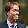 Cliff Richard otkrio da se liječio od raka prostate posljednjih godinu dana: "Trenutno se povukao"