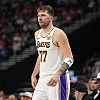 Šok za Lakerse u gradskom derbiju uz povredu Dončića, Denver doživio težak poraz