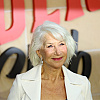 Helen Mirren o narušenim standardima ljepote: Bilo bi pogrešno u dvadesetim ići na plastičnu operaciju