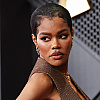 Elegantni izgled s dozom dramatičnosti: Teyana Taylor na dodjelu Grammyja stigla u haljini neobičnog kroja
