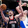 Čudesni Šengun odveo Houston do pobjede nad Indianom, blistao i Edwards
