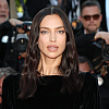 Irina Shayk pozirala bez donjeg veša i izazvala reakcije: Nikad izazovnije izdanje manekenke