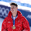 Novi olimpijski prvak u spustu ima veliki problem zbog kojeg niko ne želi spavati s njim u sobi