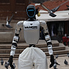 U Sarajevo stigao Roby, prvi humanoidni robot u BiH: Hvalio ćevape i plesao uz stihove Kemala Montena