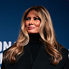 Melania Trump muzeju Smithsonian poklonila balsku haljinu koju je nosila tokom inauguracijske večeri