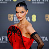 Reality zvijezda zasjenila druge na crvenom tepihu BAFTA nagrada: Pojavila se u vatrenocrvenom izdanju