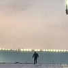 Pogledajte kako su navijači Zvezde okačili transparent o Franji Tuđmanu na južnoj tribini Marakane